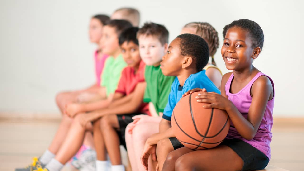 O Papel Crucial do Esporte nas Escolas e na Sociedade